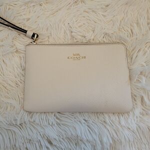 Coach Corner Zip Cream Wristlet